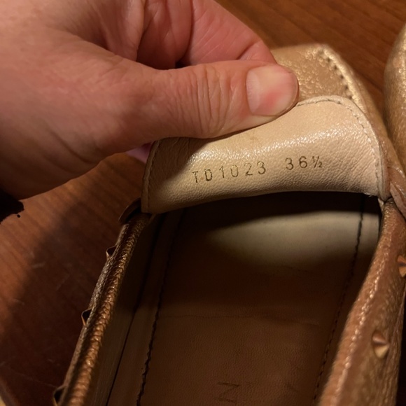 Louis Vuitton Gold Leather Suhali Lombok Driving Loafers w/ golden studs US6.5 - Picture 11 of 12